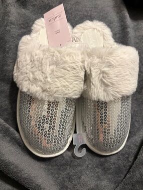 Auden Women's Silver Sequin Faux Fur Slide Slippers
